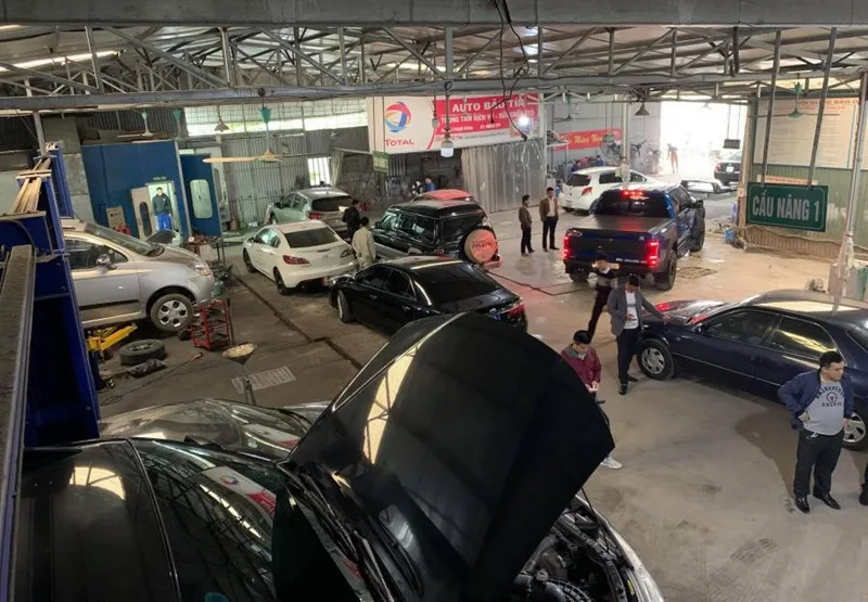 Dịch Vụ Sửa Chữa Ô Tô Tại Gara Minh Long Có Đáp Ứng Nhu Cầu Thực Tế Của Chủ Xe?